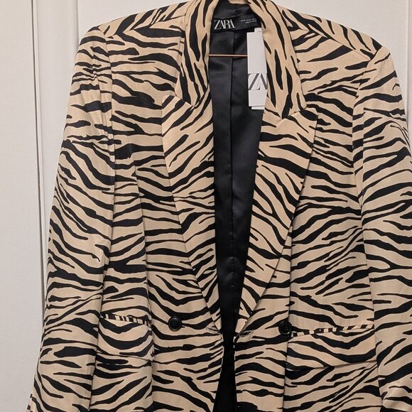 NWT ZARA WOMEN'S ANIMAL PRINT SATIN EFFECT BLAZER TIGER BLACK SIZE M - Picture 4 of 5